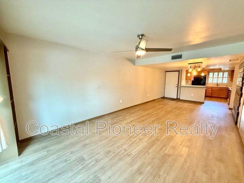 10775 Village Club Cir N #203 - Photo 4 of 23