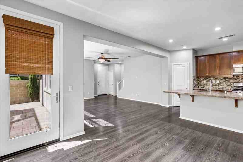 2215 Antonio Dr - Photo 7 of 33