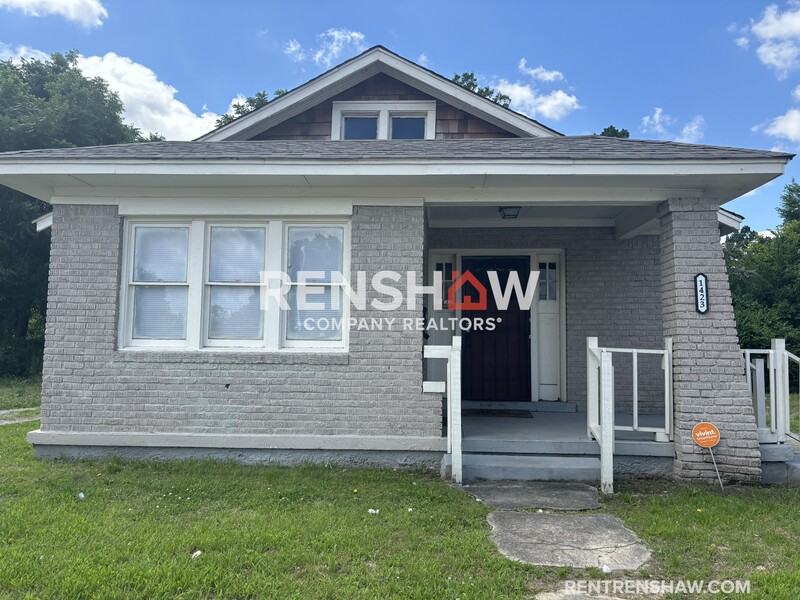 1423 Lyndale Ave #101