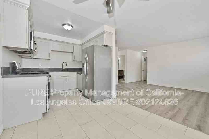 1538 W 205th St #2 - Photo 4 of 10