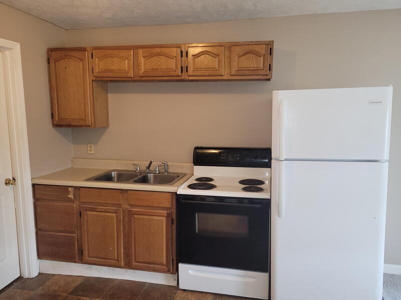313 Reynolds Ave #A - Photo 5 of 9