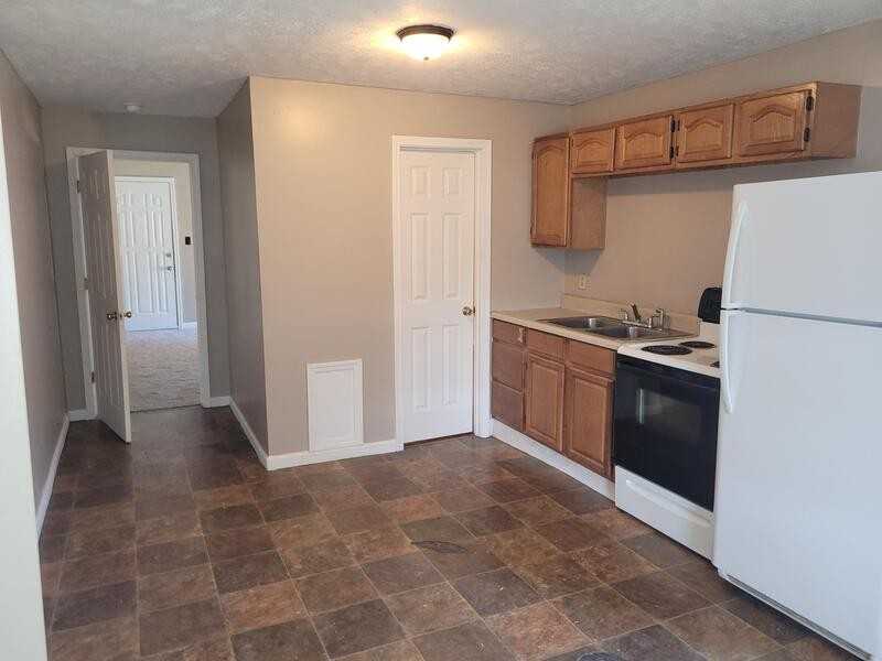 313 Reynolds Ave #A - Photo 6 of 9