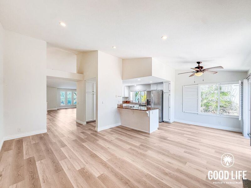 11775 Scripps Lake Dr - Photo 4 of 27