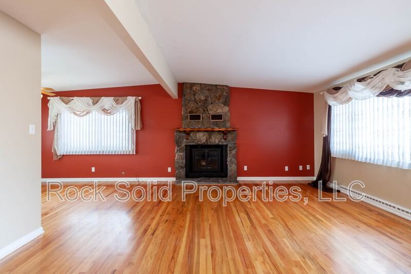 3413 Luckie Rd - Photo 7 of 40