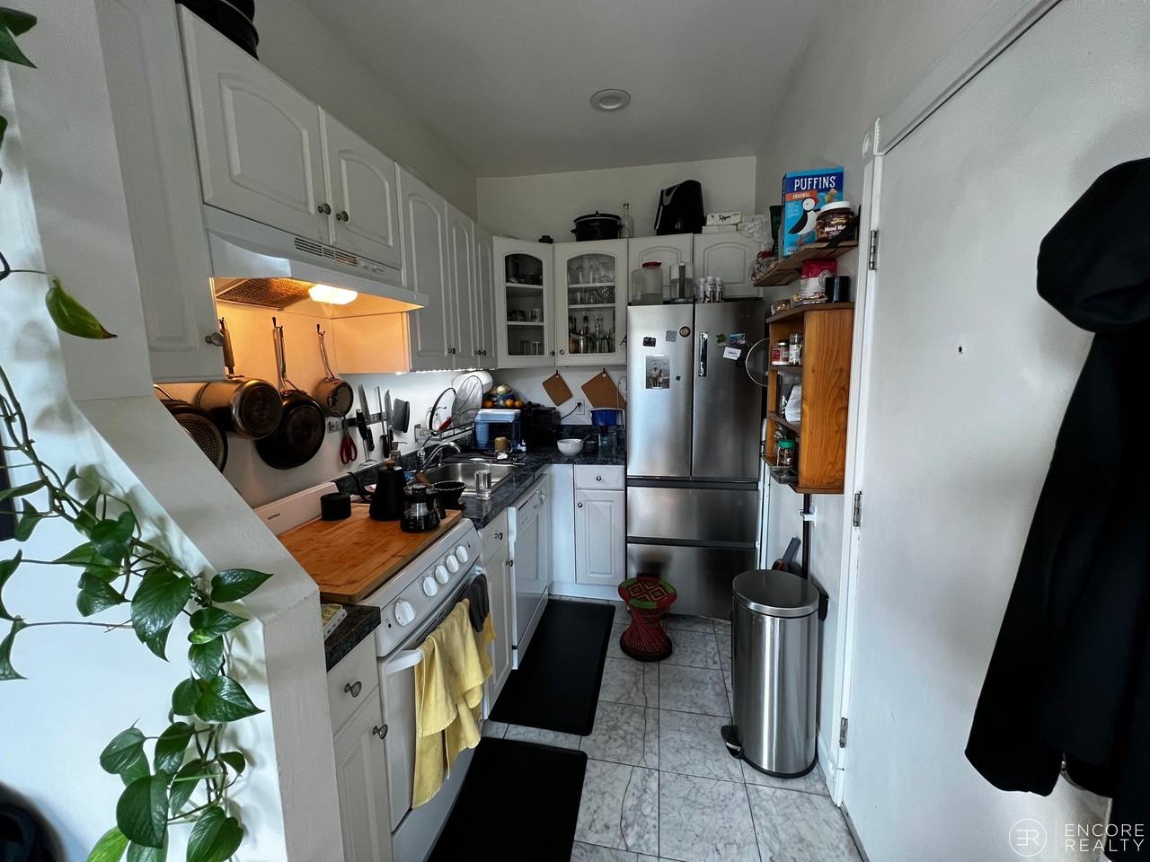 605 Massachusetts Ave #6 - Photo 2 of 11