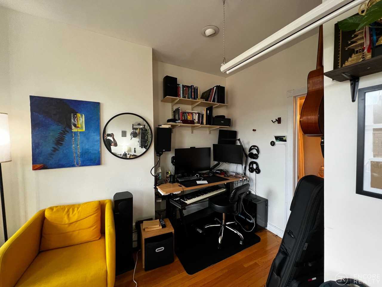 605 Massachusetts Ave #6 - Photo 3 of 11