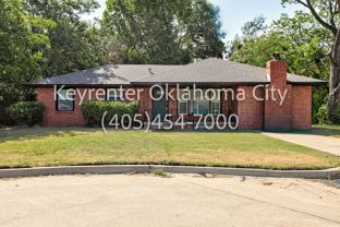 1524 Rowena Ln - Photo 1 of 1