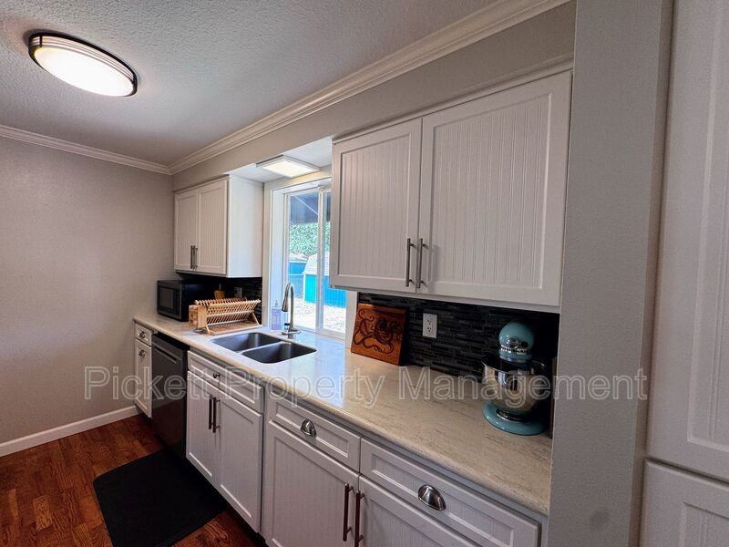 2270 Madrona Dr Se - Photo 7 of 22
