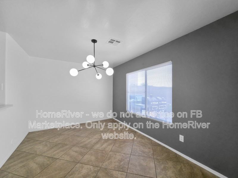 11202 W Devonshire Ave - Photo 5 of 21
