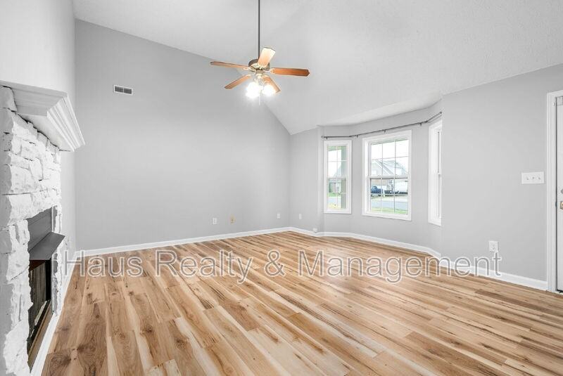1626 Autumn Dr - Photo 6 of 30