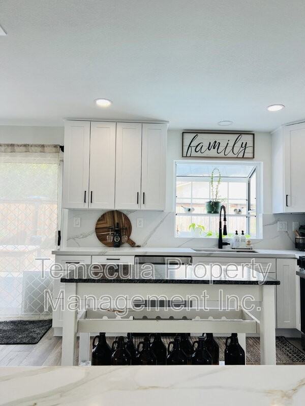 40536 New Town Dr - Photo 6 of 22