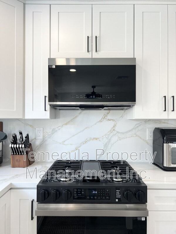 40536 New Town Dr - Photo 7 of 22