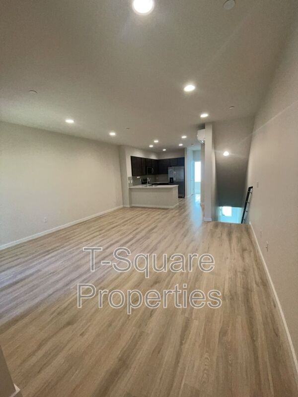 13117 3rd Ave Se #J2 - Photo 4 of 15