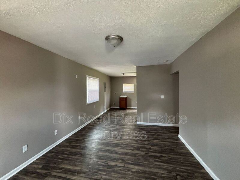 3626 Runyon Ave - Photo 5 of 18