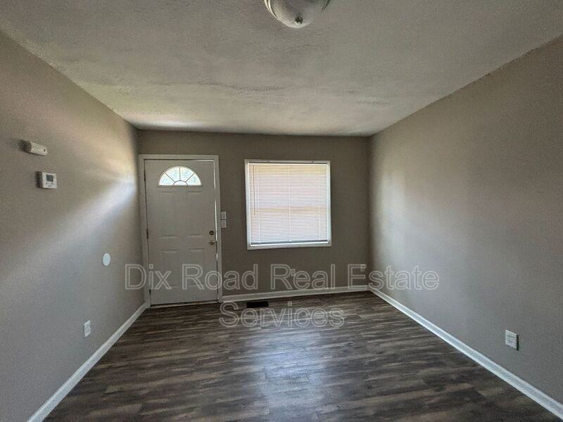 3626 Runyon Ave - Photo 6 of 18