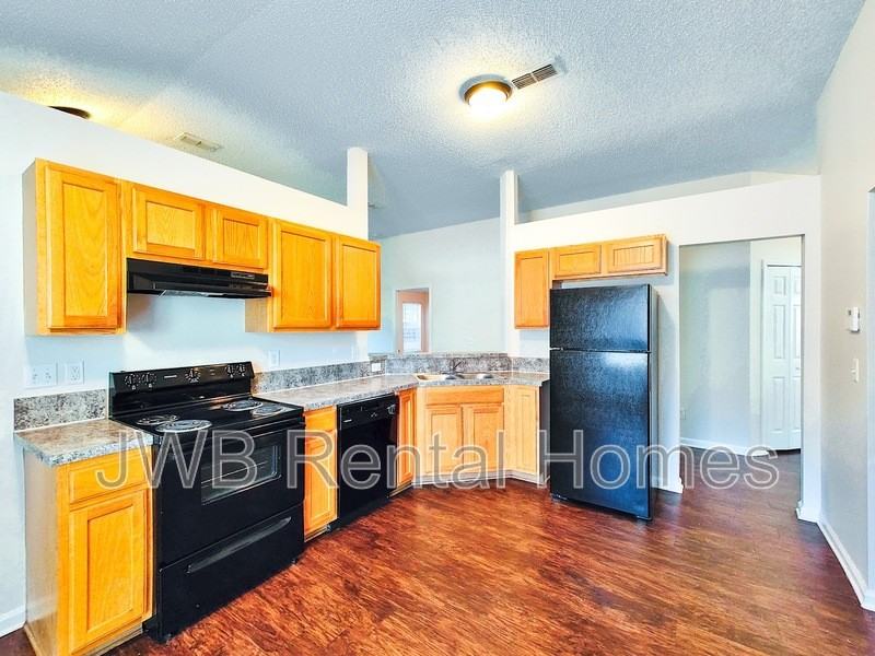 5861 Liska Dr - Photo 2 of 11