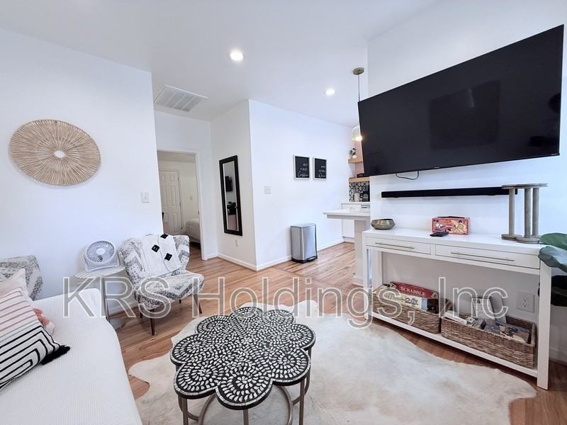 617 E Cabarrus St - Photo 3 of 13