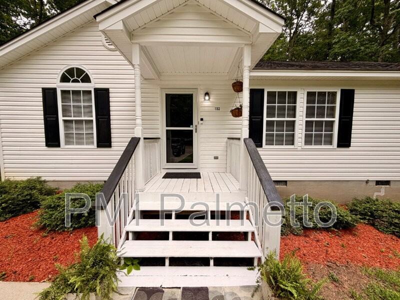 152 Chatham Cir - Photo 3 of 23