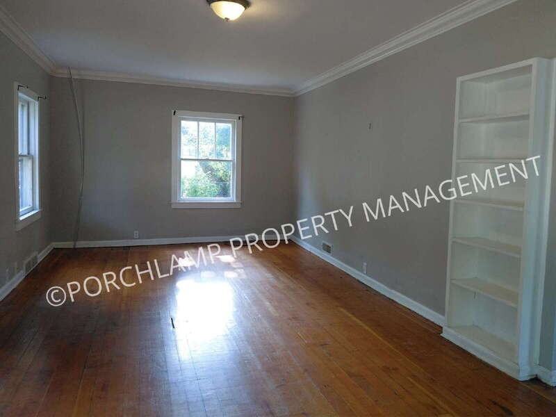 319 E Forest Ave #1 - Photo 4 of 18