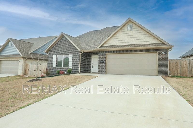 5911 Sw Gentle Winds Ave - Photo 2 of 32