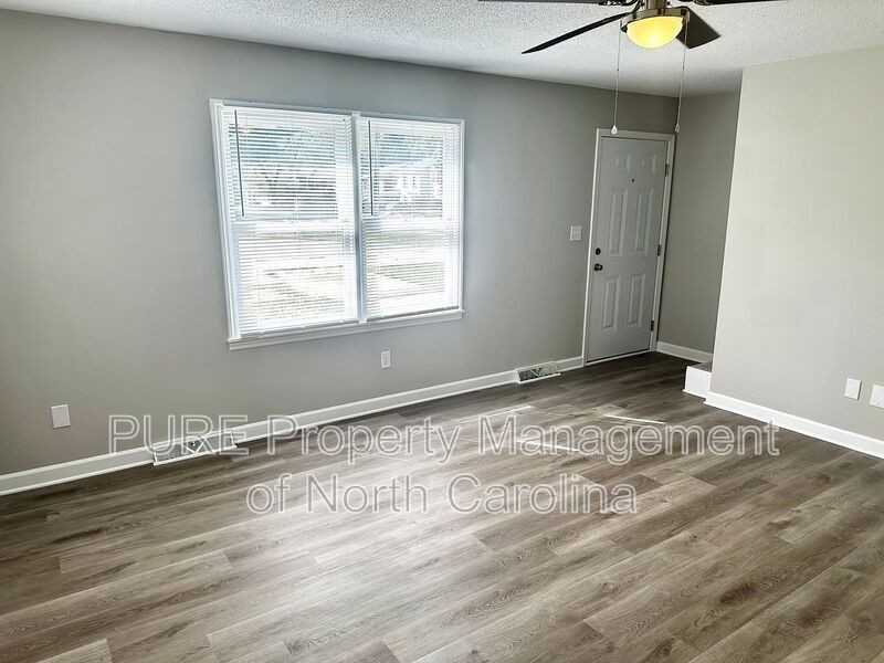916 W 5th Ave #A - Photo 4 of 26