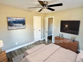 featured image of 920 Holt St
