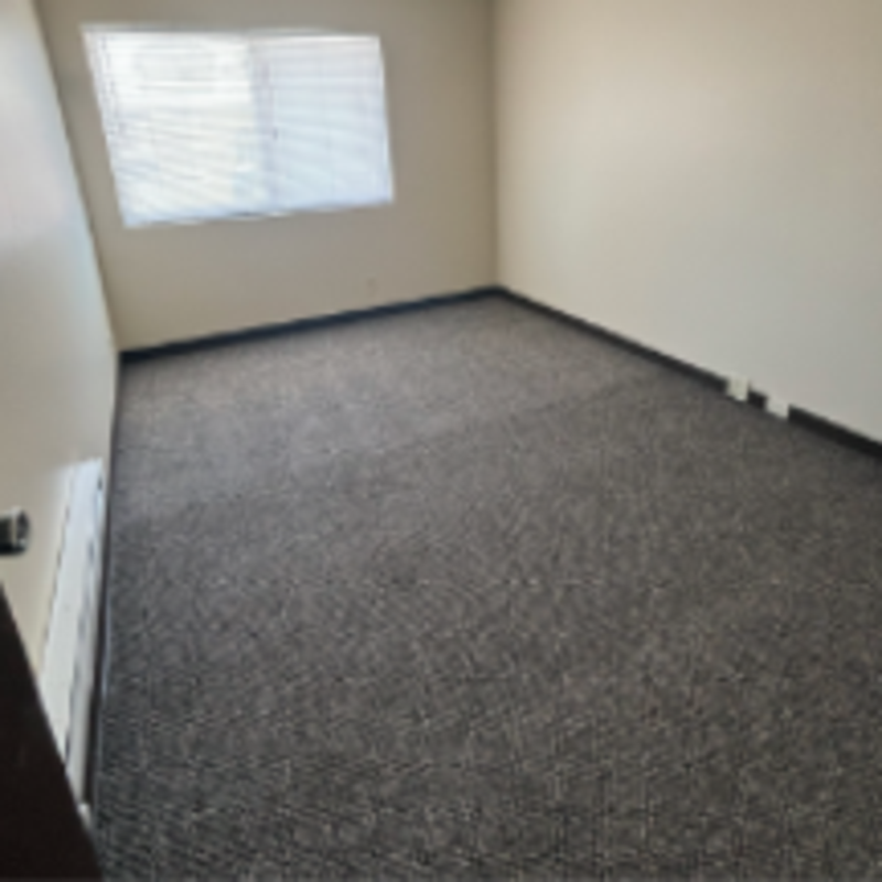 1616 E St #7 - Photo 4 of 5