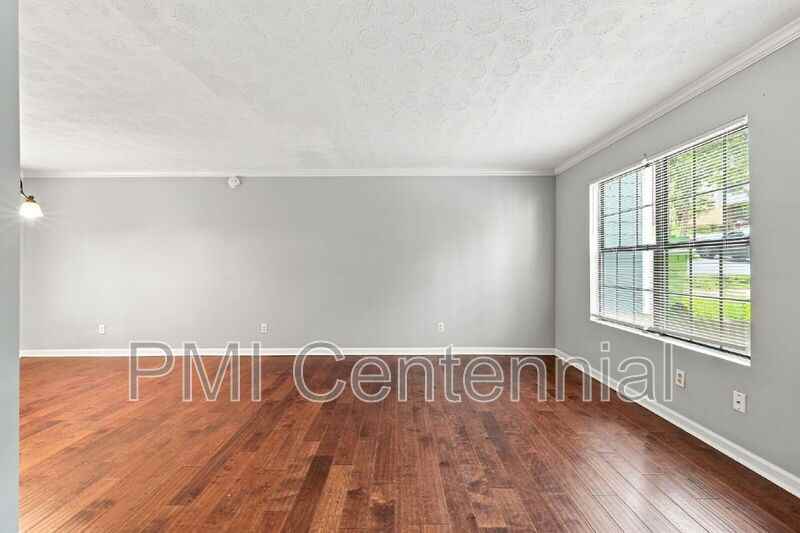 281 Flagstone Way - Photo 6 of 22