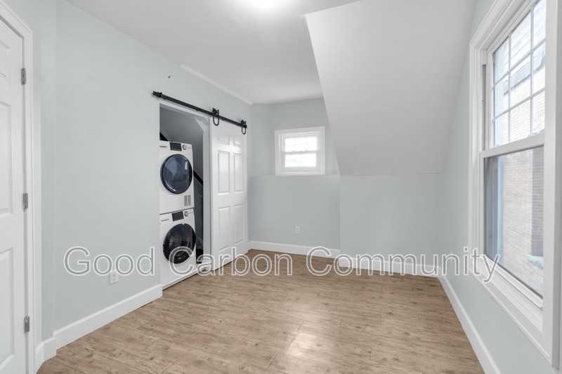419 Porter Ave #5 - Photo 2 of 10