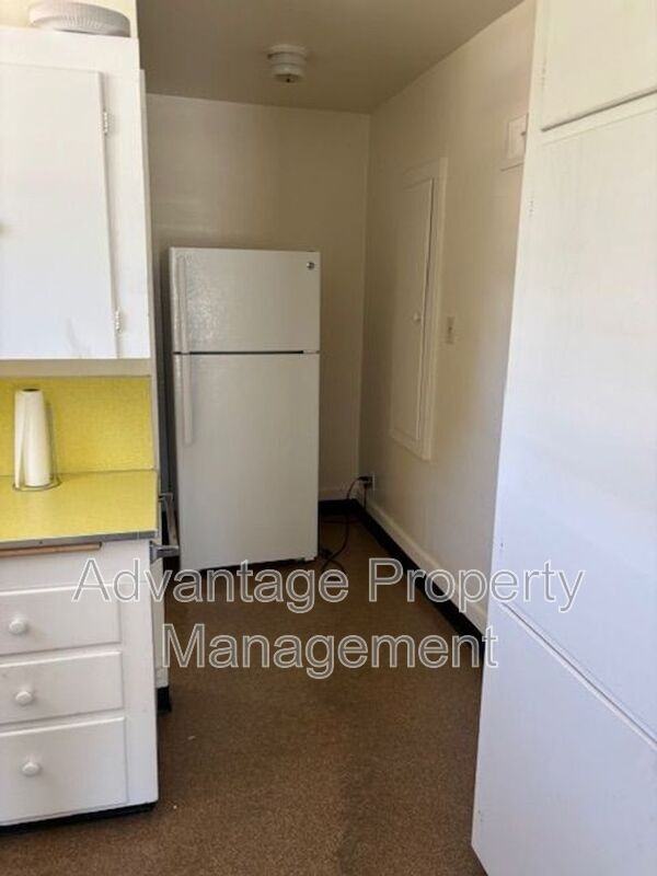 335 Nw 10th St #10th335-1 - Photo 3 of 5