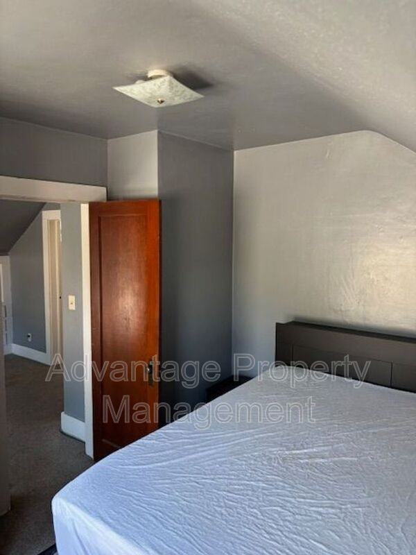335 Nw 10th St #10th335-1 - Photo 5 of 5
