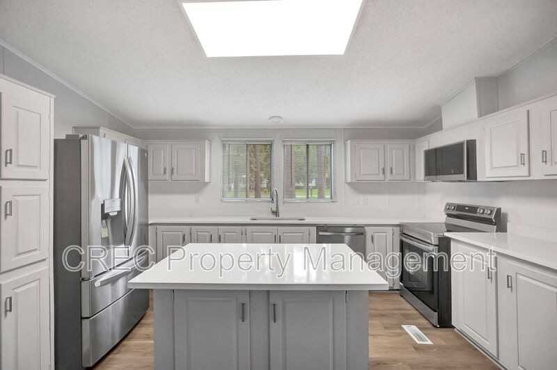 405 Vine St - Photo 3 of 28