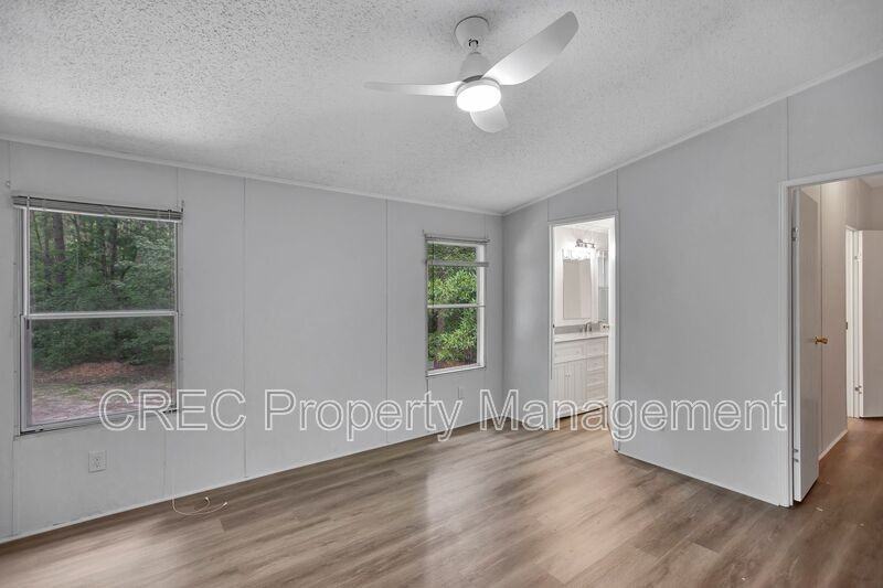 405 Vine St - Photo 6 of 28