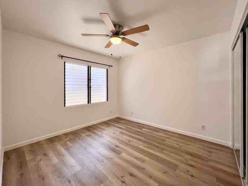 1508 Farrington St #B - Photo 7 of 15