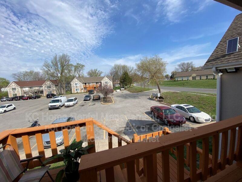 551 N Somerset Ter #A - Photo 4 of 20