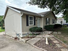 featured image of 735 Ne Barnes Dr #B