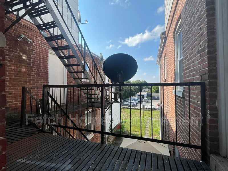 736 E King St #3 - Photo 6 of 6