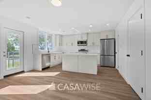 11323 106 St Nw #4 - Photo 1 of 1