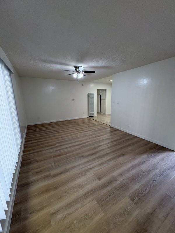 2611 Ocean Ave - Photo 6 of 38