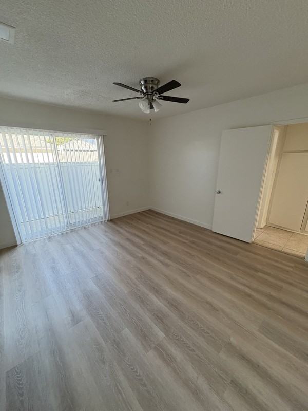 2611 Ocean Ave - Photo 7 of 38