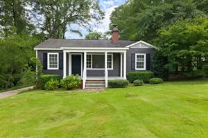 featured image of 538 E Samford Ave