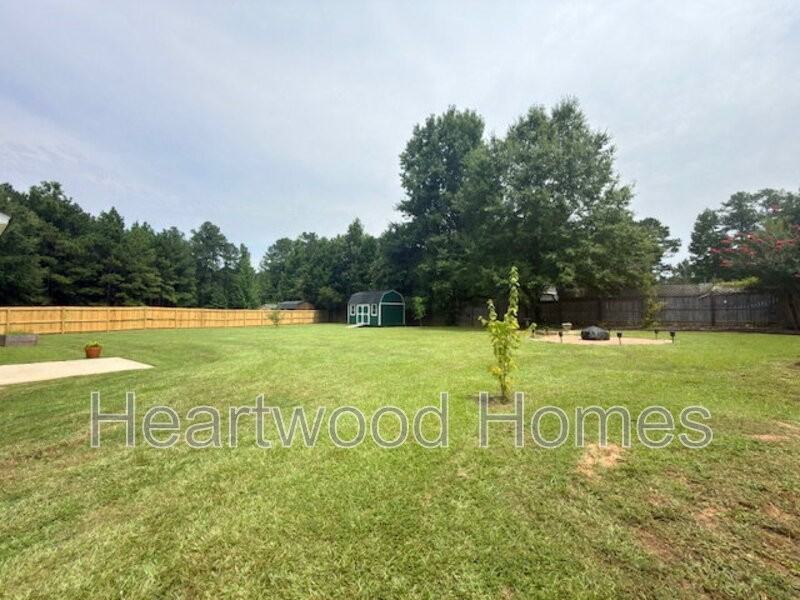 249 Blythe Creek Dr - Photo 2 of 43