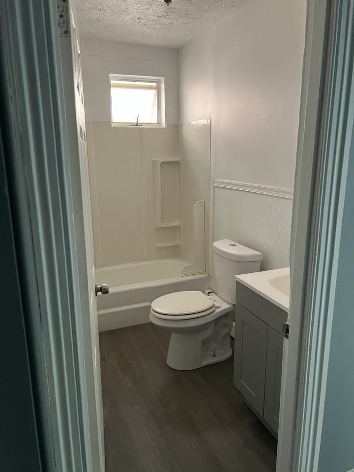 428 South Street - Photo 3 of 9