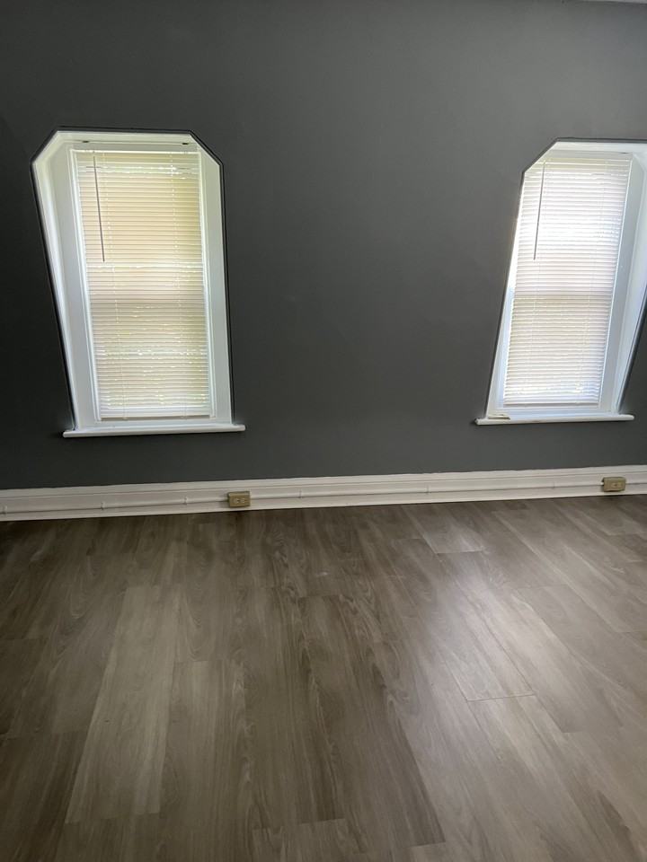 428 South Street - Photo 4 of 9