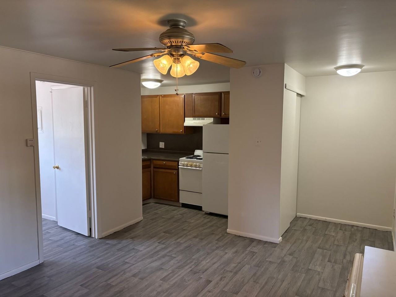 Victoria On C Street Apartments - Photo 2 of 12