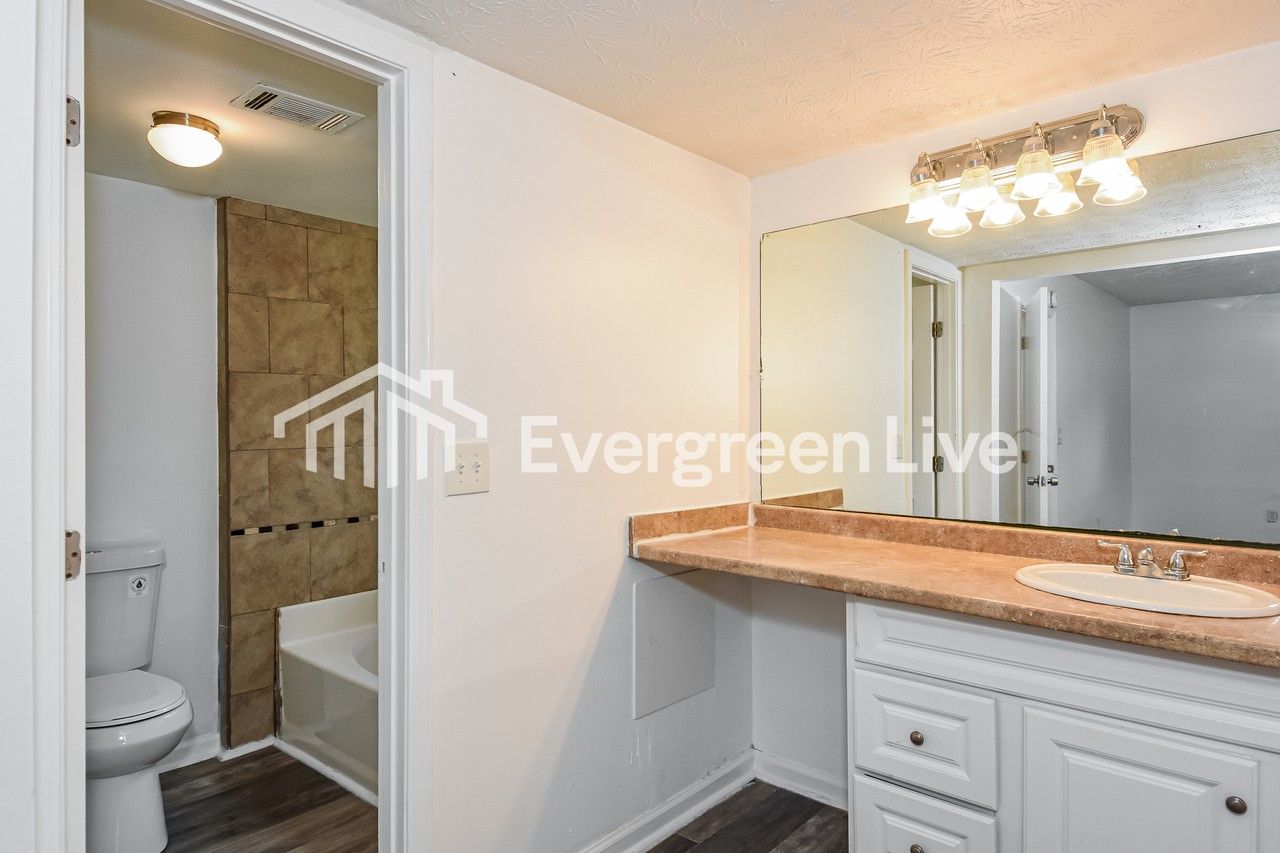 668 Alex Way Sw - Photo 6 of 11