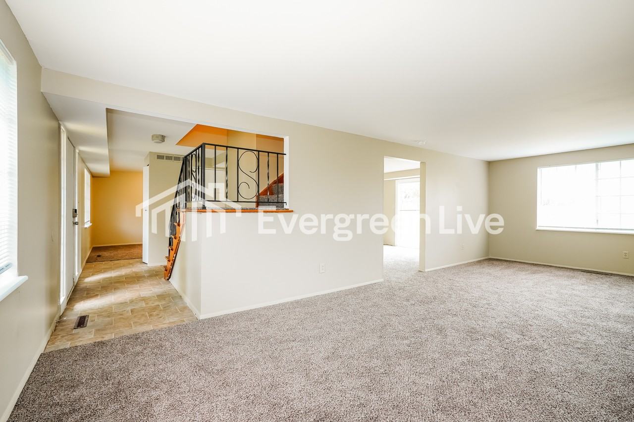 1449 Marty Dr - Photo 2 of 15