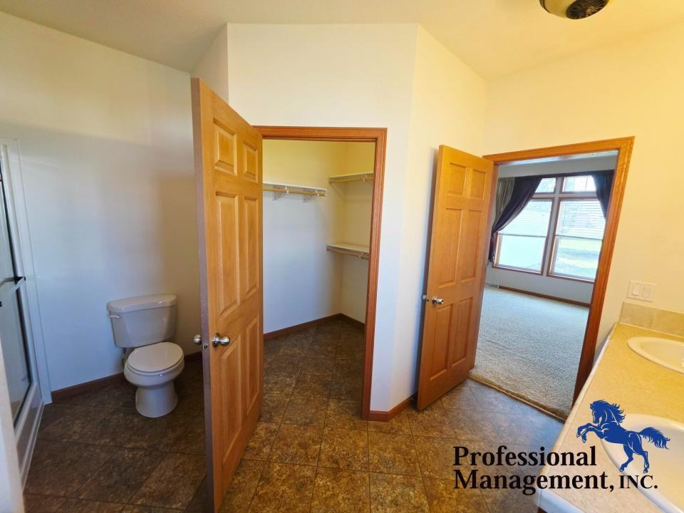3914 Lasso Ln - Photo 7 of 12