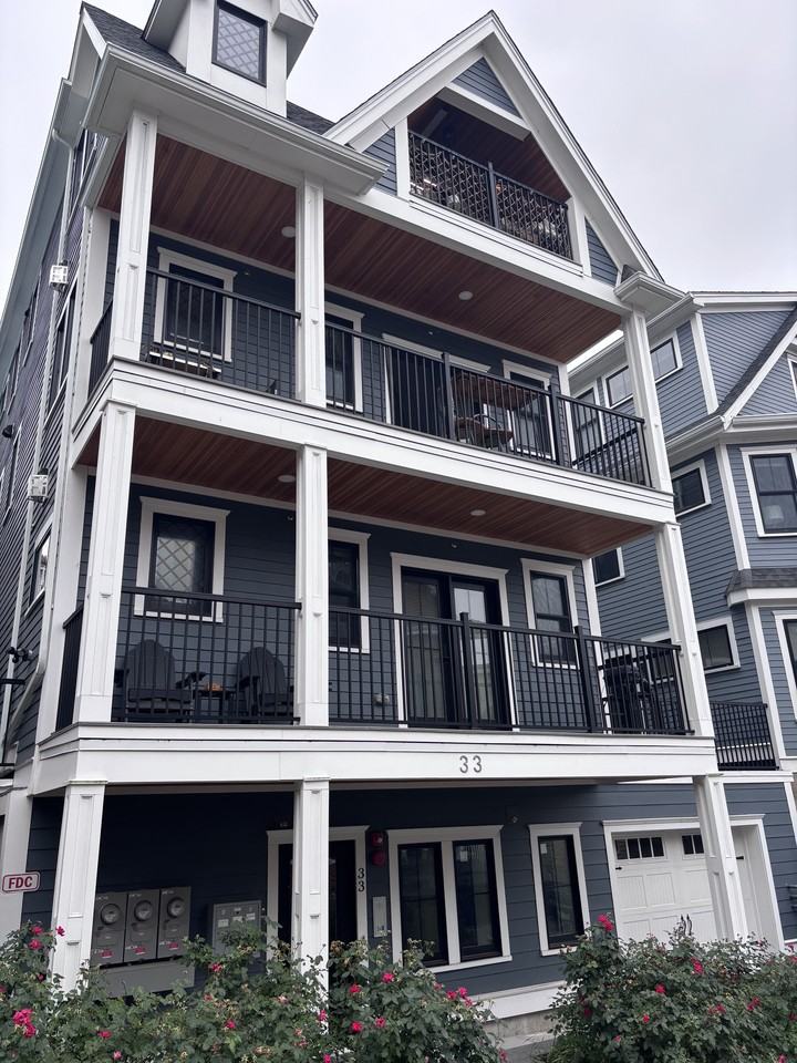 33 Woodlawn St #3 - Photo 2 of 16