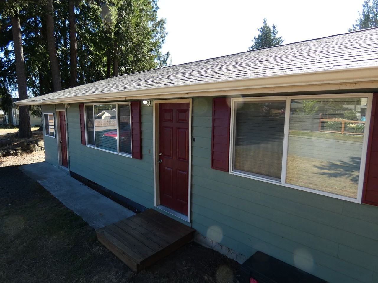 1619 S E St - Photo 2 of 25